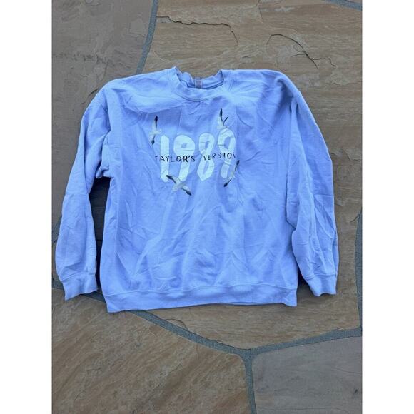 Tops - Taylor Swift Official Merch 1989 Taylor’s Version Crewneck adult XL